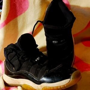 Sneakers they are worn but still a lot of life